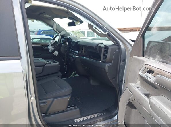 1GCUDDED2RZ129018 2024 CHEVROLET SILVERADO Silver Widok wnętrza z przodu