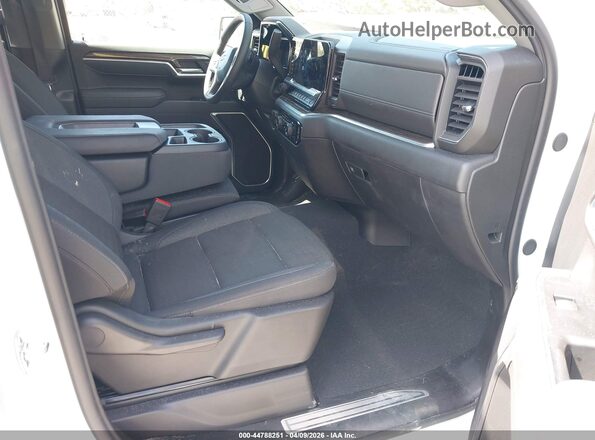 1GCUKDED5TZ217977 2026 CHEVROLET SILVERADO White Widok wnętrza z przodu