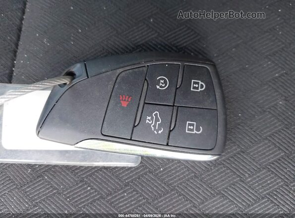 1GCUKDED5TZ217977 2026 CHEVROLET SILVERADO White Widok deski rozdzielczej