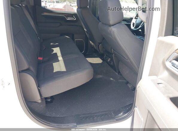 1GCUKDED5TZ217977 2026 CHEVROLET SILVERADO White Widok naklejki z numerem VIN