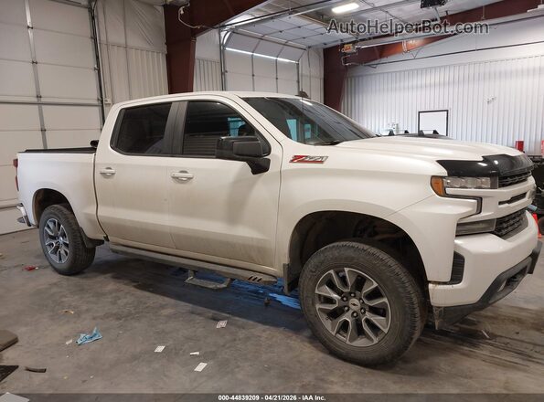 1GCUYEED0KZ325409 2019 CHEVROLET SILVERADO White Widok wnętrza z tyłu
