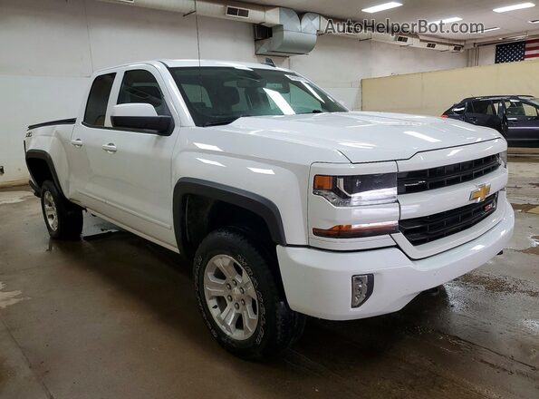 1GCVKREC7JZ188570 2018 CHEVROLET SILVERADO White 