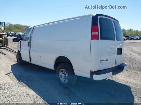 1GCWGAFF8H1129844 2017 CHEVROLET EXPRESS White Tył lewy