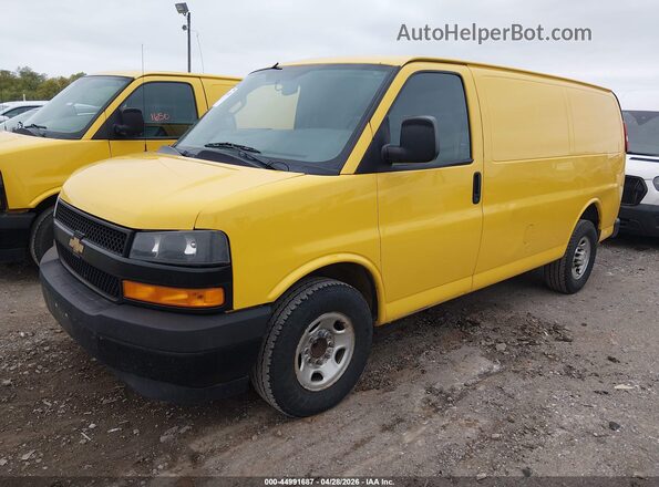 1GCWGAFG9J1316461 2018 CHEVROLET EXPRESS Yellow 
