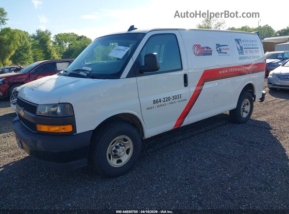 1GCWGAFP7P1109821 2023 CHEVROLET EXPRESS White Przód lewy