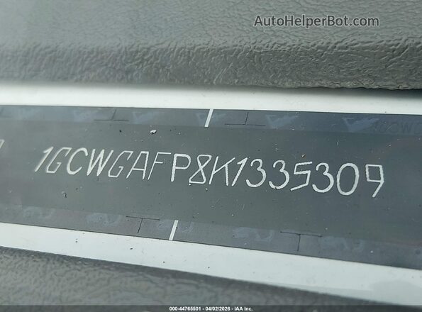 1GCWGAFP8K1335309 2019 CHEVROLET EXPRESS White Вид щитка приладів