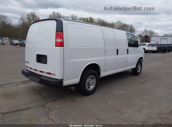 1GCWGAFP8R1250433 2024 CHEVROLET EXPRESS White Tył prawy