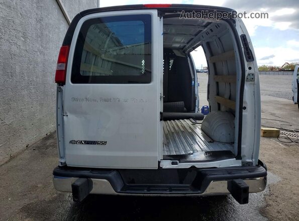 1GCWGAFP9S1195285 2025 CHEVROLET EXPRESS White Widok z tyłu
