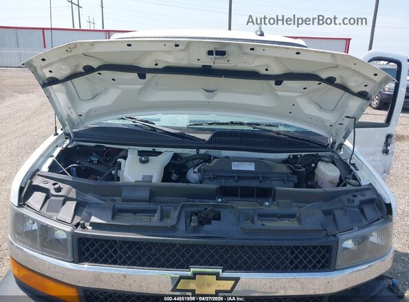 1GCWGAFPXR1158868 2024 CHEVROLET EXPRESS White Vista trasera
