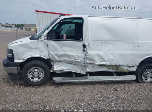 1GCWGAFPXR1158868 2024 CHEVROLET EXPRESS White Vista frontal