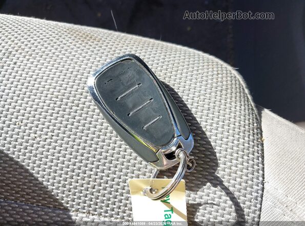 1GNERGKW1KJ236182 2019 CHEVROLET TRAVERSE White Widok deski rozdzielczej