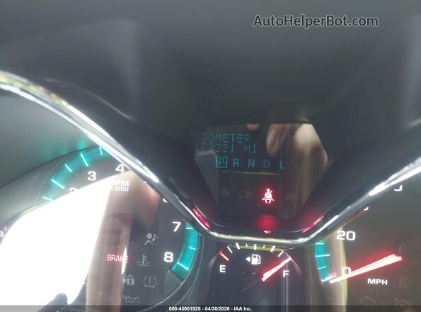 1GNKRGKD0HJ107814 2017 CHEVROLET TRAVERSE Silver Հետևի նստատեղերի տեսք