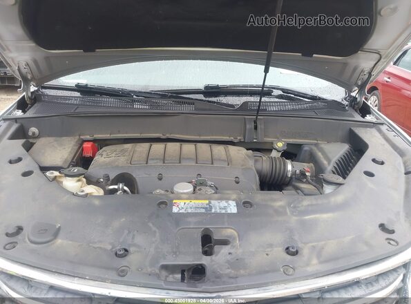 1GNKRGKD0HJ107814 2017 CHEVROLET TRAVERSE Silver Հետևի տեսք
