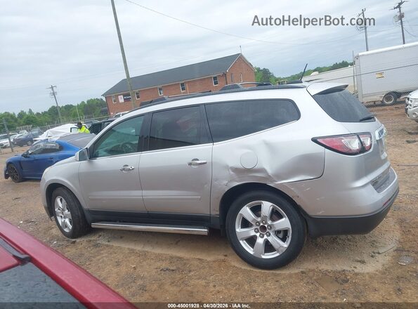 1GNKRGKD0HJ107814 2017 CHEVROLET TRAVERSE Silver Սալոնի 360 աստիճան տեսք