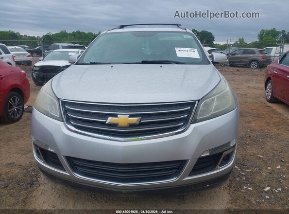 1GNKRGKD0HJ107814 2017 CHEVROLET TRAVERSE Silver Սարքավորումների վահանակի տեսք