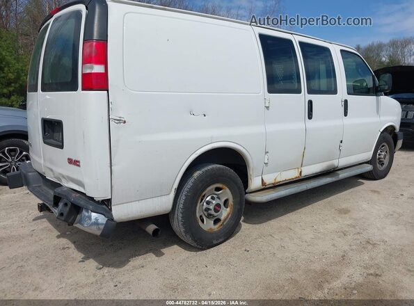 1GTW7AFF0H1908641 2017 GMC SAVANA 2500 White Հետևի աջ