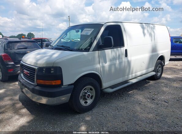 1GTW7AFF6G1903409 2016 GMC SAVANA 2500 Белый Передняя левая четверть