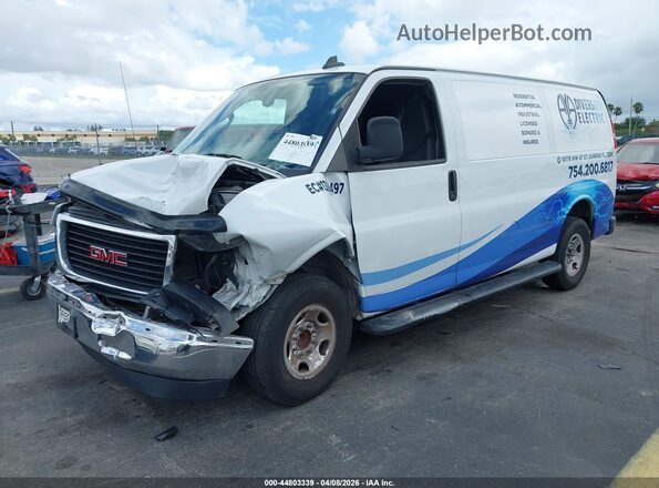 1GTW7AFG3K1314528 2019 GMC SAVANA 2500 White Front left