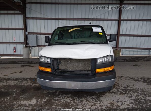 1GTW7AFP3P1174973 2023 GMC SAVANA CARGO Белый 