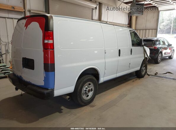 1GTW7AFP5P1108392 2023 GMC SAVANA CARGO White Tył prawy
