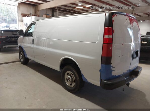 1GTW7AFP5P1108392 2023 GMC SAVANA CARGO White Tył lewy
