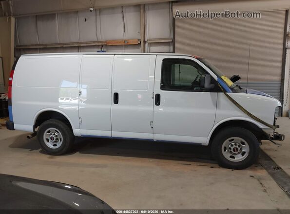 1GTW7AFP5P1108392 2023 GMC SAVANA CARGO White Widok wnętrza 360 stopni