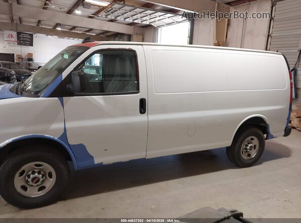 1GTW7AFP5P1108392 2023 GMC SAVANA CARGO White 