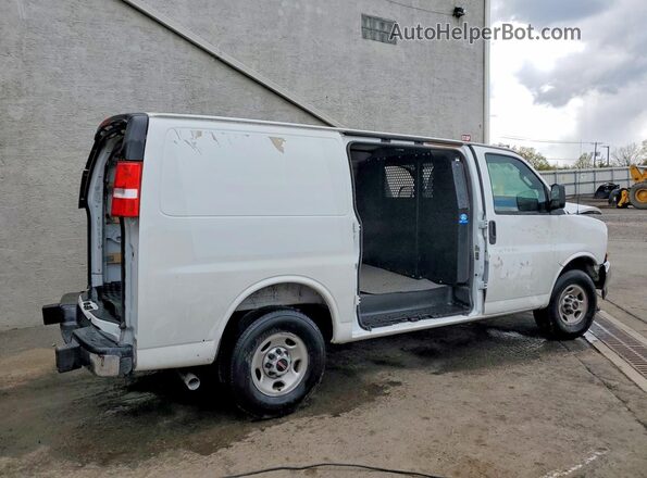 1GTW7AFP6S1174572 2025 GMC SAVANA White უკანა მარჯვენა
