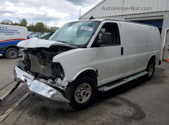 1GTW7AFP6S1174572 2025 GMC SAVANA White 