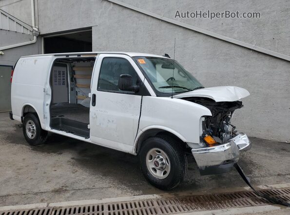 1GTW7AFP6S1174572 2025 GMC SAVANA White 