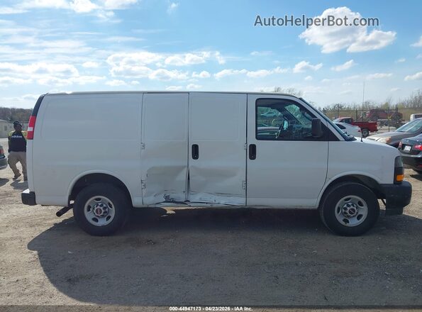1GTW7AFP9J1275233 2018 GMC SAVANA 2500 Белый Вид задней части салона