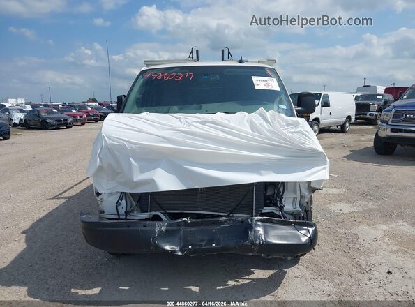 1GTW7AFPXR1196052 2024 GMC SAVANA CARGO White Սարքավորումների վահանակի տեսք