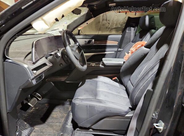 1GYC3KML9TZ711906 2026 CADILLAC VISTIQ Black Вид салону спереду