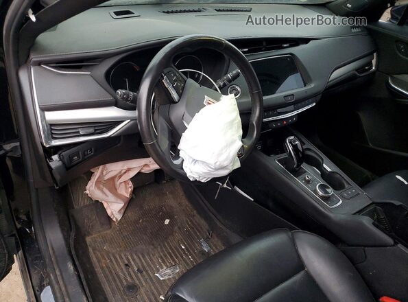 1GYFZDR48MF081095 2021 CADILLAC XT4 Черный 