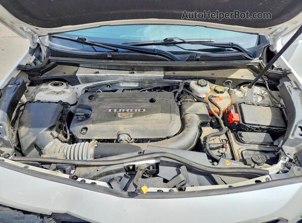 1GYFZDR49NF100593 2022 CADILLAC XT4 White Вид підкапотного простору