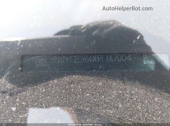 1GYFZDR4XPF187004 2023 CADILLAC XT4 Silver ძრავის განყოფილების ხედი