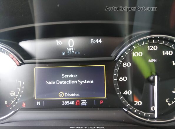 1GYKNDR45LZ217660 2020 CADILLAC XT5 Silver Հետևի նստատեղերի տեսք