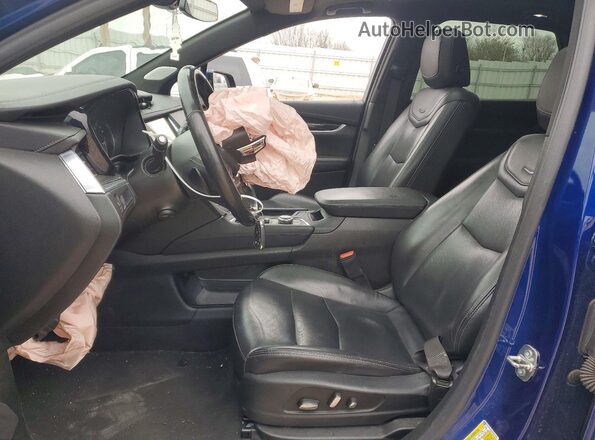 1GYKNDRS4PZ190861 2023 CADILLAC XT5 Blue Front interior view