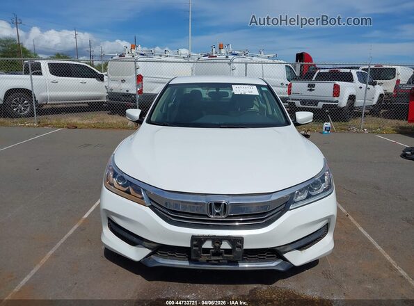 1HGCR2F3XGA067775 2016 HONDA ACCORD White Вид спереду