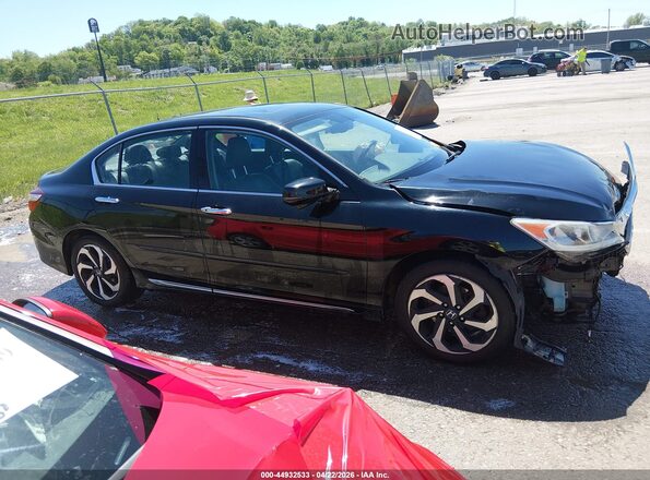 1HGCR3F81HA018354 2017 HONDA ACCORD Black Սալոնի հետևի տեսք