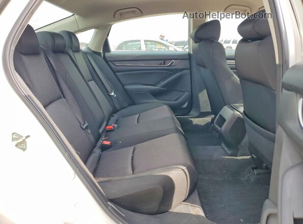 1HGCV1F16KA173038 2019 HONDA ACCORD White Widok wnętrza z tyłu