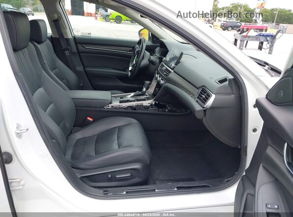 1HGCV1F58MA058348 2021 HONDA ACCORD White Front interior view