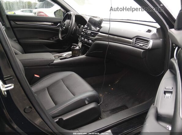 1HGCV2F39KA008981 2019 HONDA ACCORD Black Front interior view