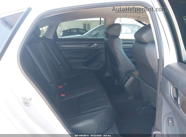 1HGCV2F93KA026462 2019 HONDA ACCORD White Вид наклейки з VIN-кодом