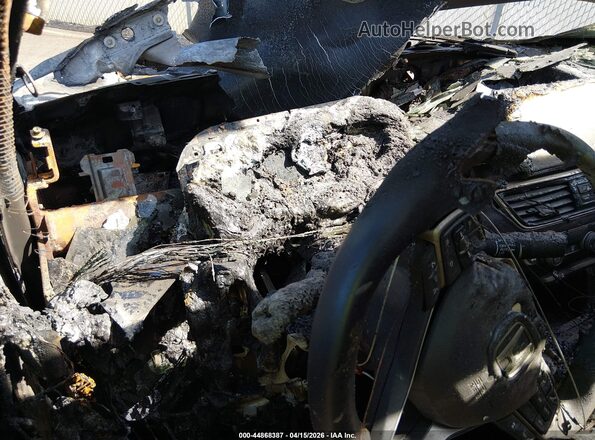 1HGCV3F90KA001007 2019 HONDA ACCORD White Widok tylnych siedzeń