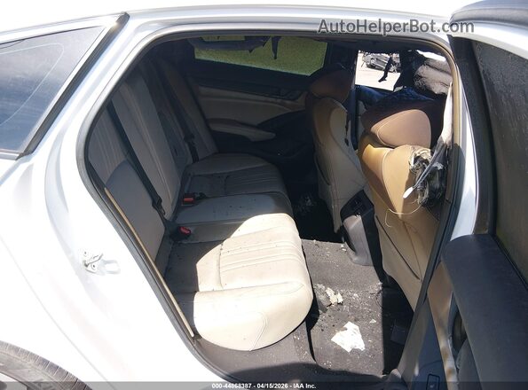 1HGCV3F90KA001007 2019 HONDA ACCORD White Widok naklejki z numerem VIN