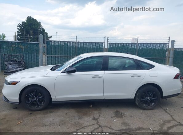 1HGCY1F48SA020579 2025 HONDA ACCORD White Սալոնի 360 աստիճան տեսք