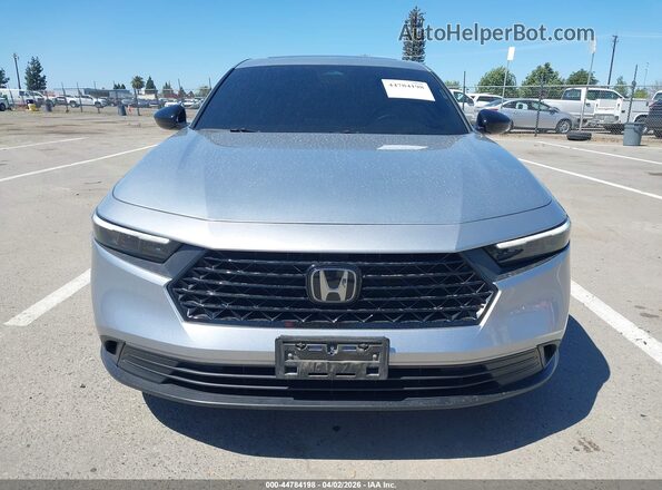 1HGCY2F51RA097562 2024 HONDA ACCORD HYBRID Silver Սալոնի հետևի տեսք