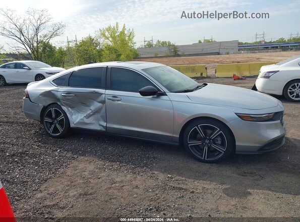 1HGCY2F53SA055528 2025 HONDA ACCORD Gray Widok wnętrza z tyłu