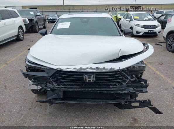 1HGCY2F7XSA096109 2025 HONDA ACCORD HYBRID White Vista interior trasera